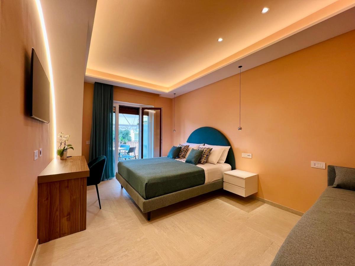 Yourhome - Lucrezia Suites Сорренто Екстер'єр фото
